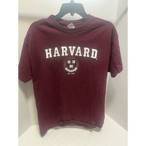 Vintage Harvard University Men's Large Veritas Logo Graphic T-shirt Maroon